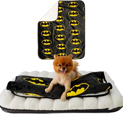 Franco Pet Batman DC Comics Bat Shield Logo Super Soft Cozy Waterproof Sherpa-Backed Blanket Throw for Small Dogs, Couch/Bed/Car, 30x40 (Officially Licensed Product)