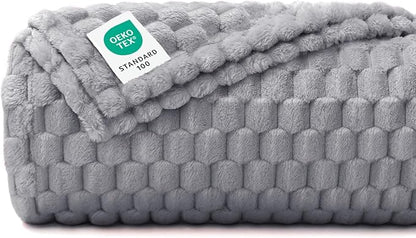 Luciphia Soft 300GSM Fleece Pet Blanket for Small Medium Large Dogs Washable 3D Textured Flannel Cat Puppy Decorative Furniture Protector Throw Durable Grey, L(41''x31'')