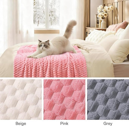 Luciphia Soft 300GSM Fleece Pet Blanket for Small Medium Large Dogs Washable 3D Textured Flannel Cat Puppy Decorative Furniture Protector Throw Durable Pink, L(41''x31'')