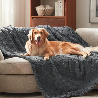 GASUR Waterproof Dog Blankets for Large Medium Dogs, Dog Blanket for Couch Bed, Fleece Pet Blanket for Furniture Sofa Protector, Soft Pet Throw Blankets for Crate Car Outdoor, Washable, 40"x50",Grey