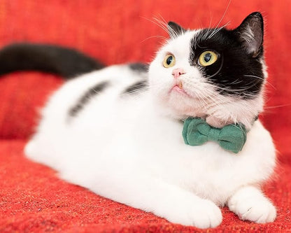 Collar for Cat Pet Breakaway with Bell Bowtie Detachable Bow Adjustable Safety Kitten Puppy Girl Boy 2pcs Christmas-B