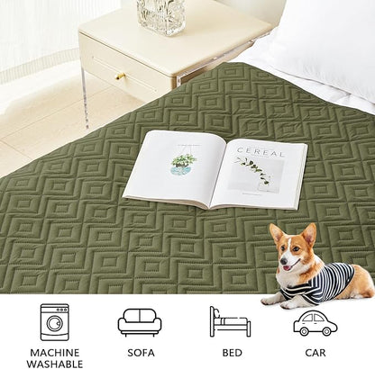 hyha Waterproof Dog Blanket, Soft Pet Bed Blankets, Waterproof Sofa Couch Cover for Dogs Washable, Reversible Pet Couch Covers for Sofa Furniture (30x70 Inch, Green/Navy Blue)