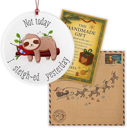 Sloth Gifts for Women, Sloth Ornament, Christmas Ornament 2025 Funny Lazy Animal Christmas Decoration, Cute Woodland Ornament for Tree, Unique Animal Lovers Gift, Relaxed Holiday Decor Idea